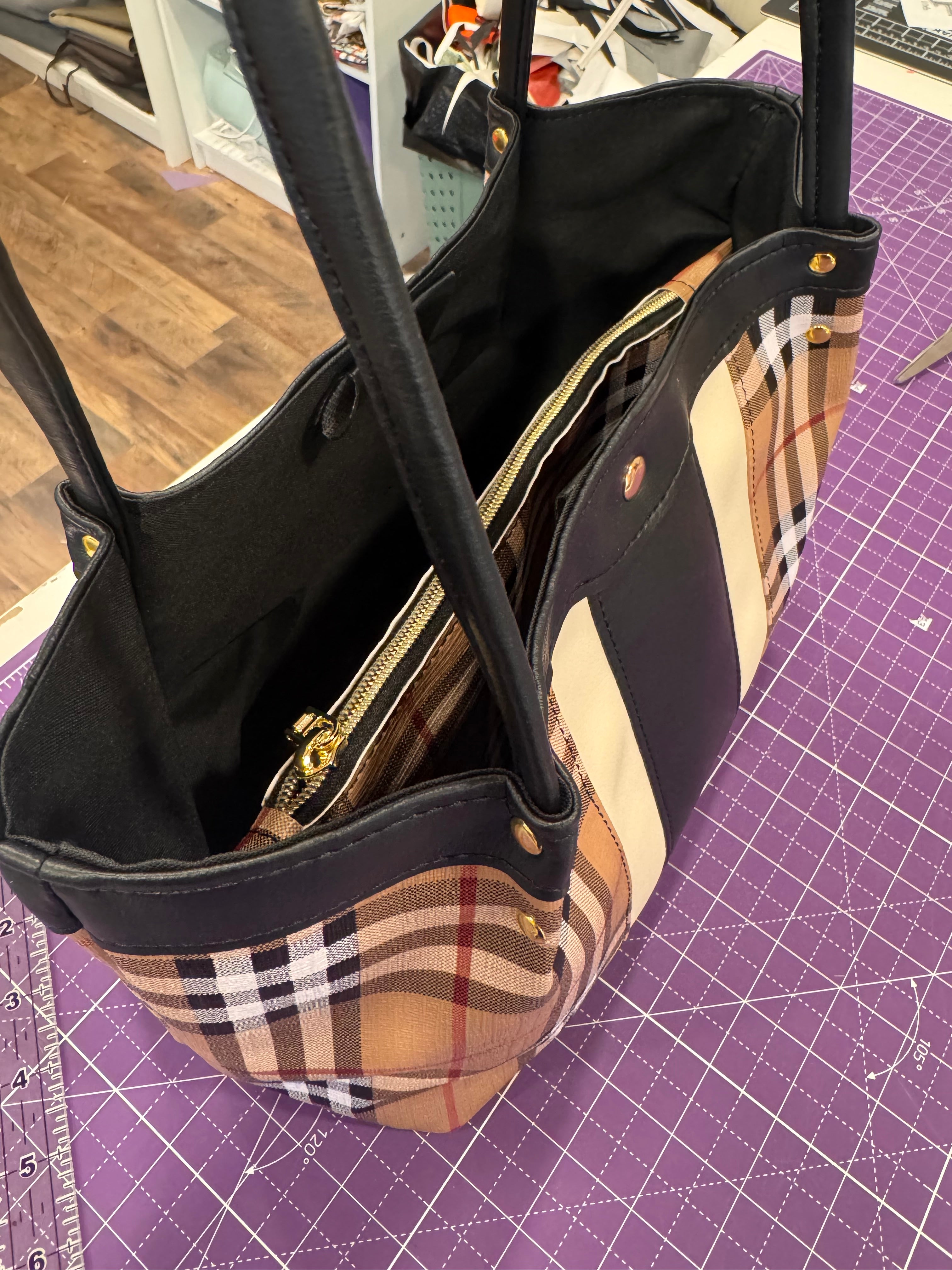 The Candlewood Tote (This is my tester version)