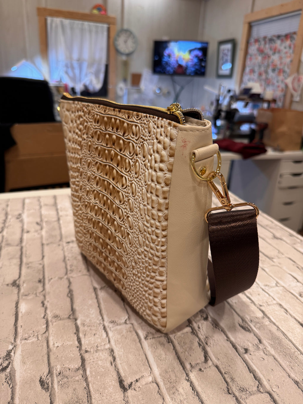 Flair Crossbody Bag