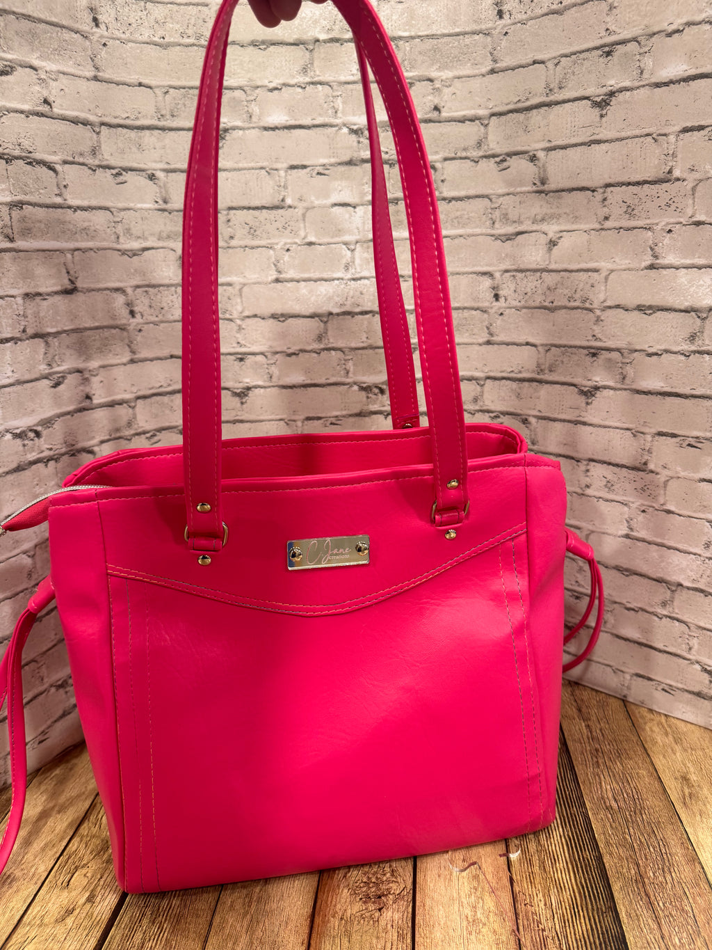 The Rea Handbag in Pink