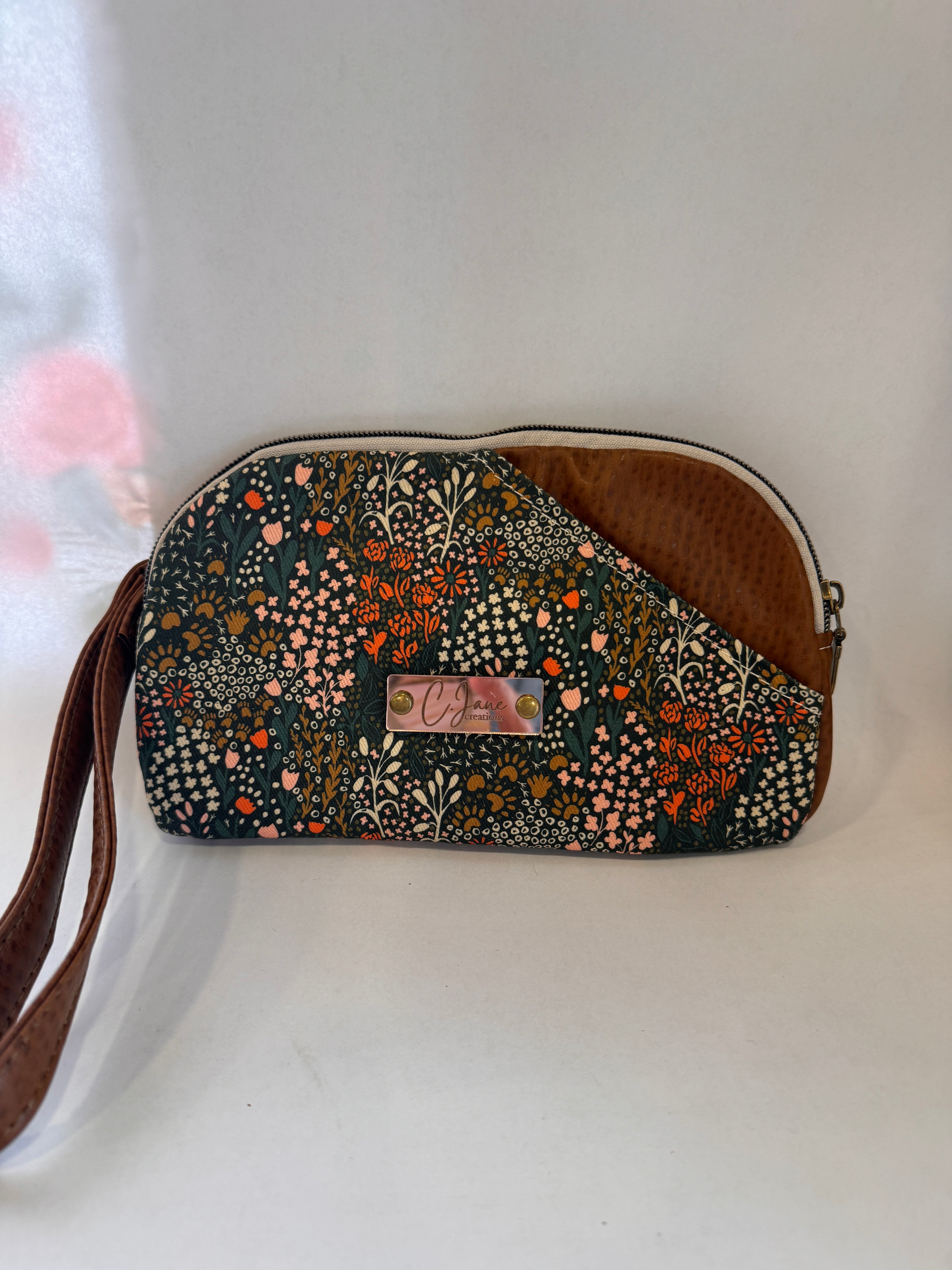Curvalicious Zip Wallet