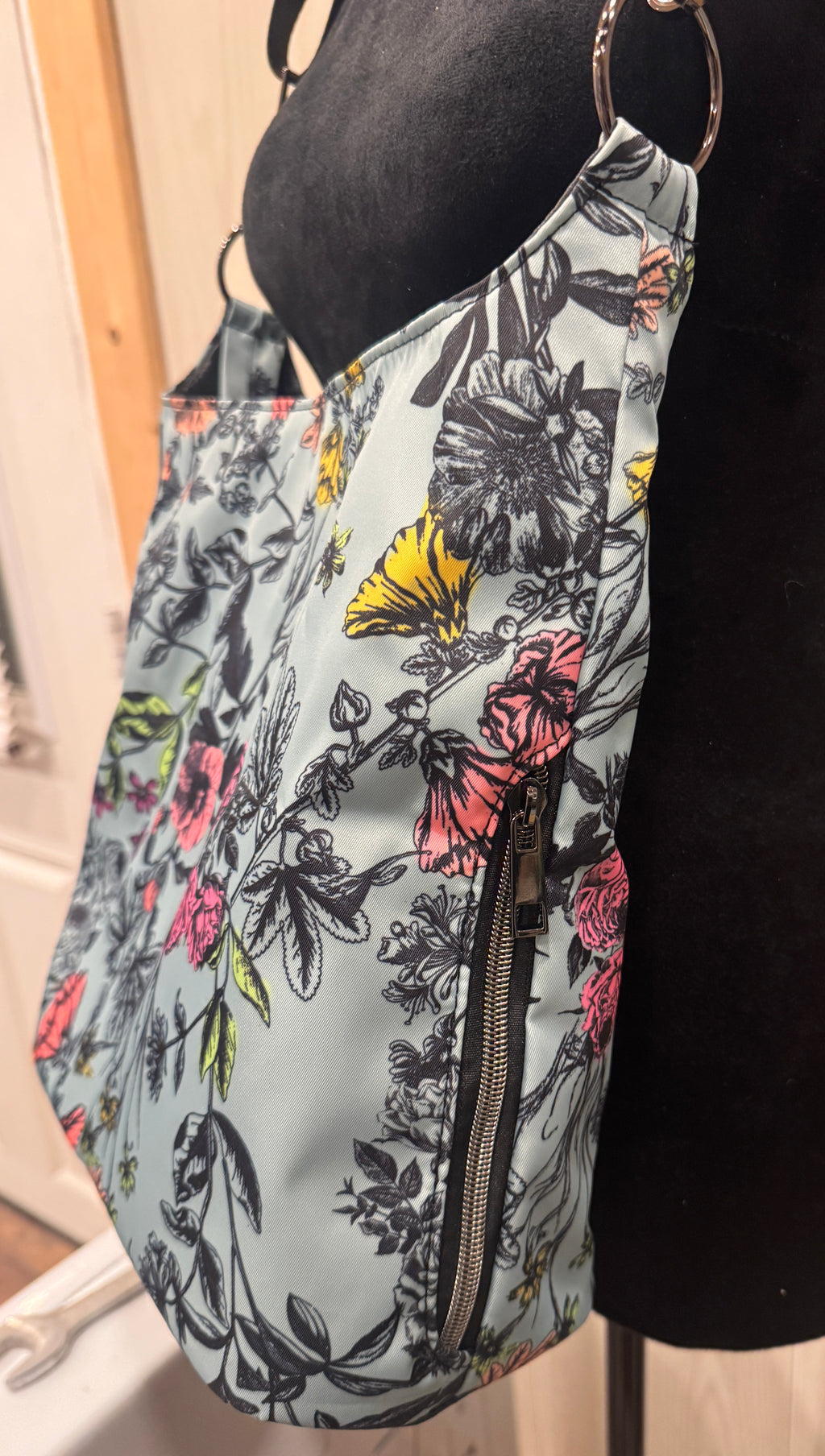 Simplistic Slouch Shoulderbag