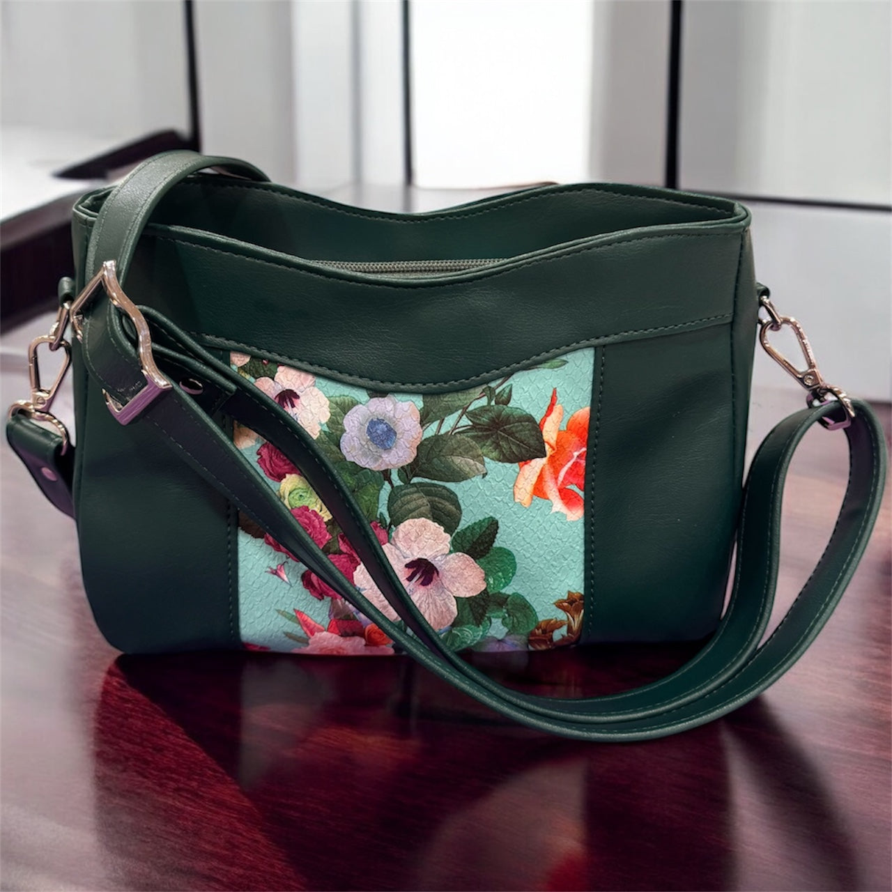 Eva Crossbody/Shoulder Bag in Dark Green faux leather